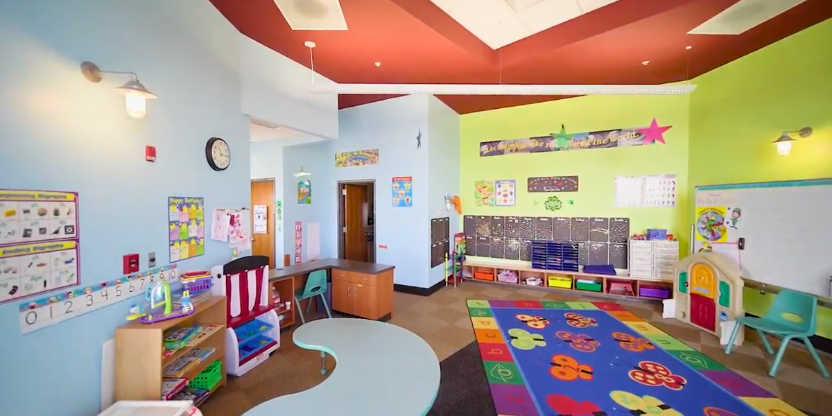 A children's play area and discovery room inside Reunion's Rec Center. 